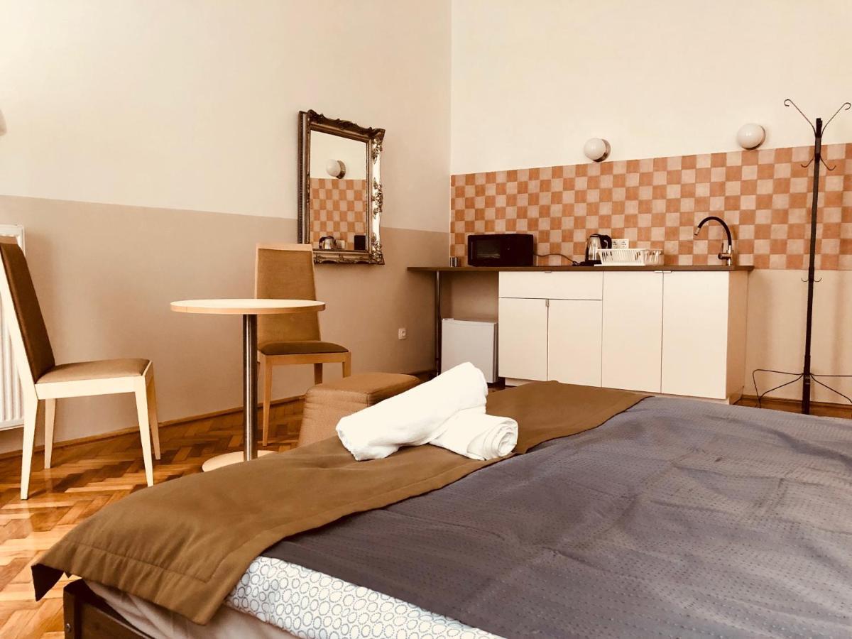 Downtown Apartment Boedapest Buitenkant foto